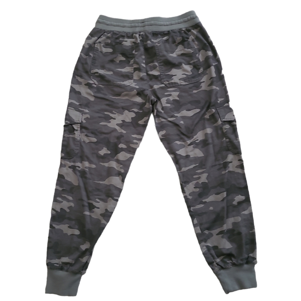 EUC Gap women's Army print Activewear pants, S - Picture 4 of 11
